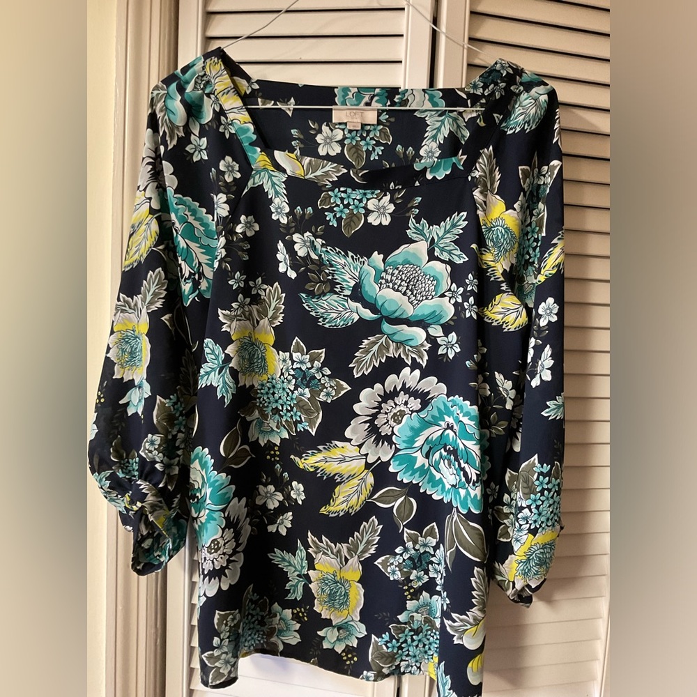 Women top